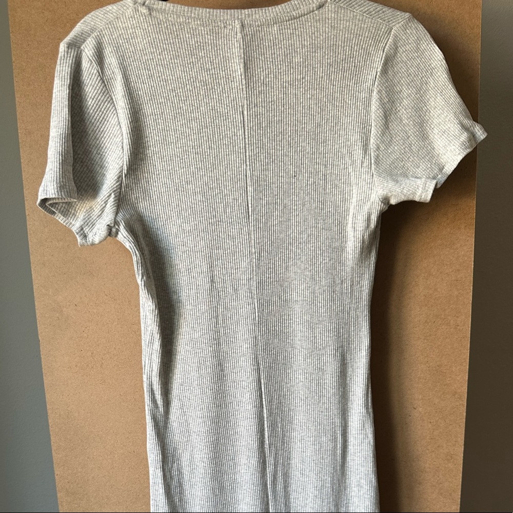 Grey bodycon ribbed maxi dress - shirt side slit